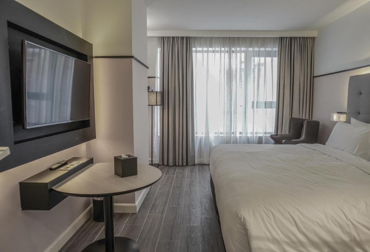 M Village Hotel Ton That Dam Хошимин Екстериор снимка